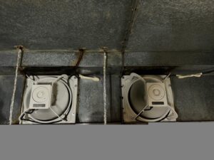 投稿についてもっと詳しく 厨房で発生した排気不良に対応業務用 換気扇 大型 の更新で環境を改善した事例