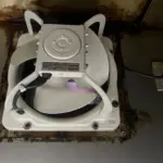 業務用換気扇飲食店用の排気バランスを整えた施工　空気のこもりを解消