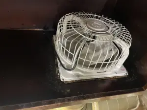 投稿についてもっと詳しく 業務用換気扇の設置・交換工事　排気性能を安定させるための施工