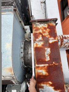 投稿についてもっと詳しく 老朽化した換気設備の交換に対応修理か交換かを現地で整理して提案