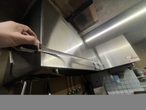 投稿についてもっと詳しく 厨房フードの風量不足（吸い込みが弱い）原因を整理して、清掃・調整・改善まで提案します